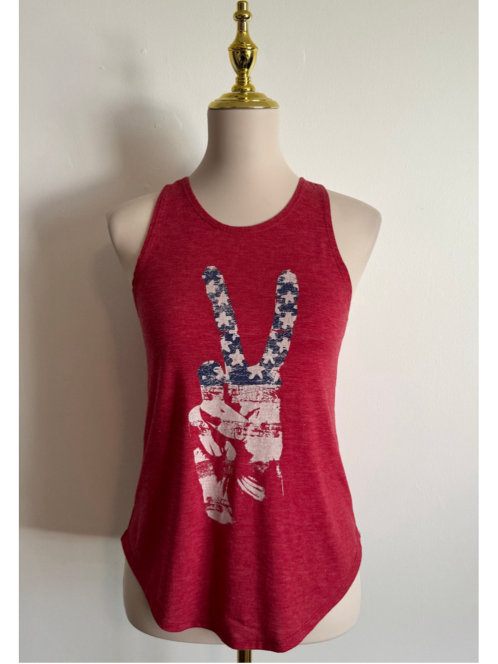 Women's Weekend Soul Red Patriotic Peace Sign Tank Top Size XS